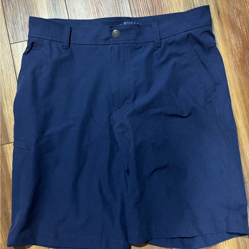 G.H. Bass & Co. Blue Flat Front Cargo Lightweight Shorts